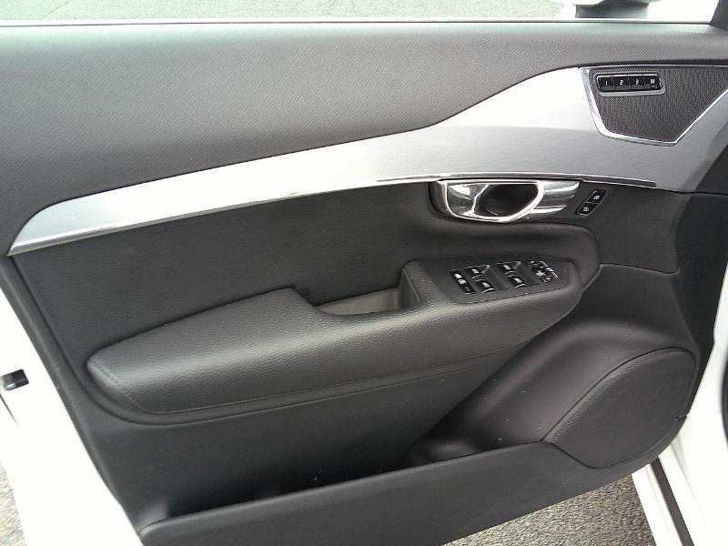 Volvo XC90 T6 Momentum AWD 2016