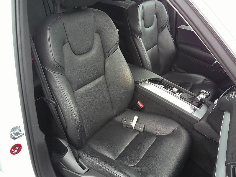 Volvo XC90 T6 Momentum AWD 2016