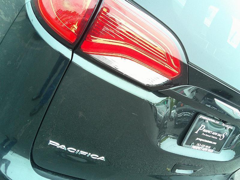 Chrysler Pacifica Touring-L Plus 2017