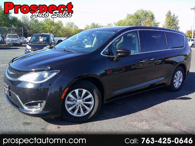 Chrysler Pacifica Touring Plus 2019