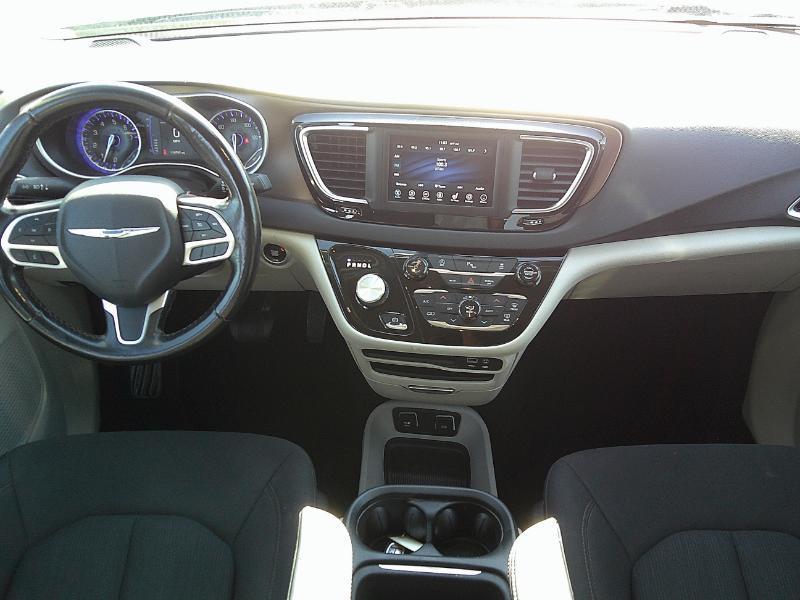 Chrysler Pacifica Touring Plus 2019