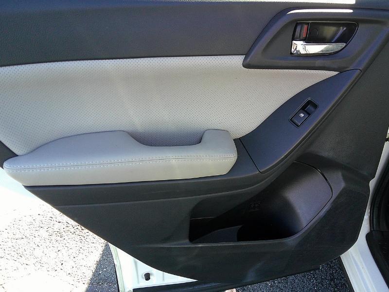 Subaru Forester 2.5i Limited 2015