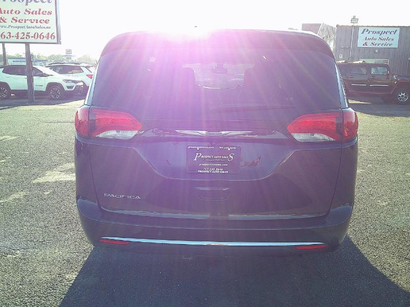 Chrysler Pacifica Touring Plus 2017