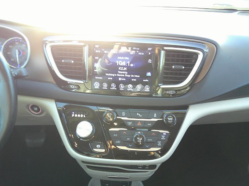 Chrysler Pacifica Touring Plus 2017