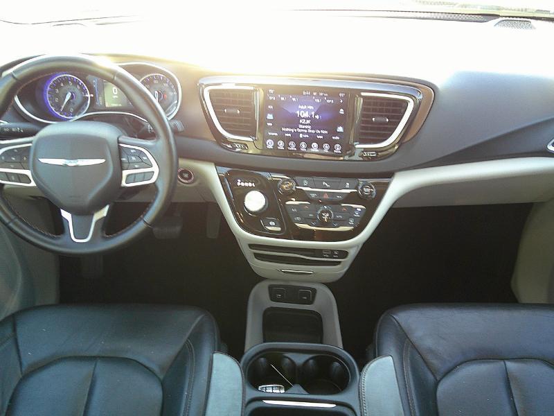 Chrysler Pacifica Touring Plus 2017