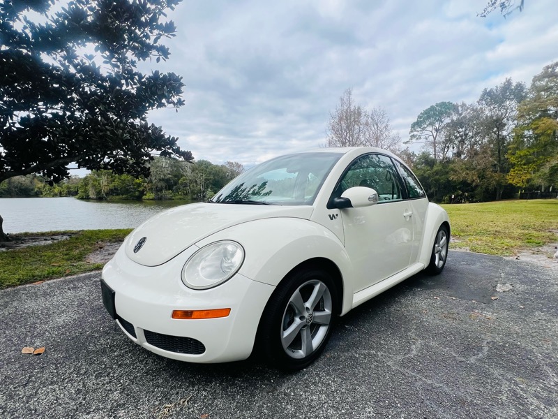 Volkswagen New Beetle S PZEV 2008