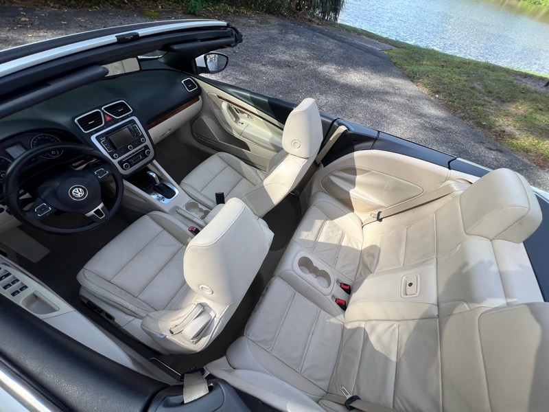 Volkswagen Eos Lux 2012