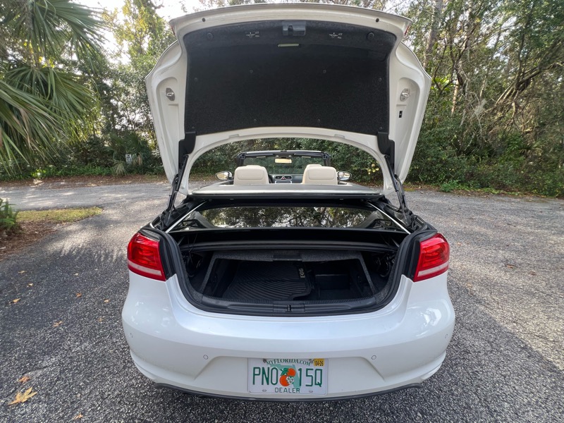 Volkswagen Eos Lux 2012