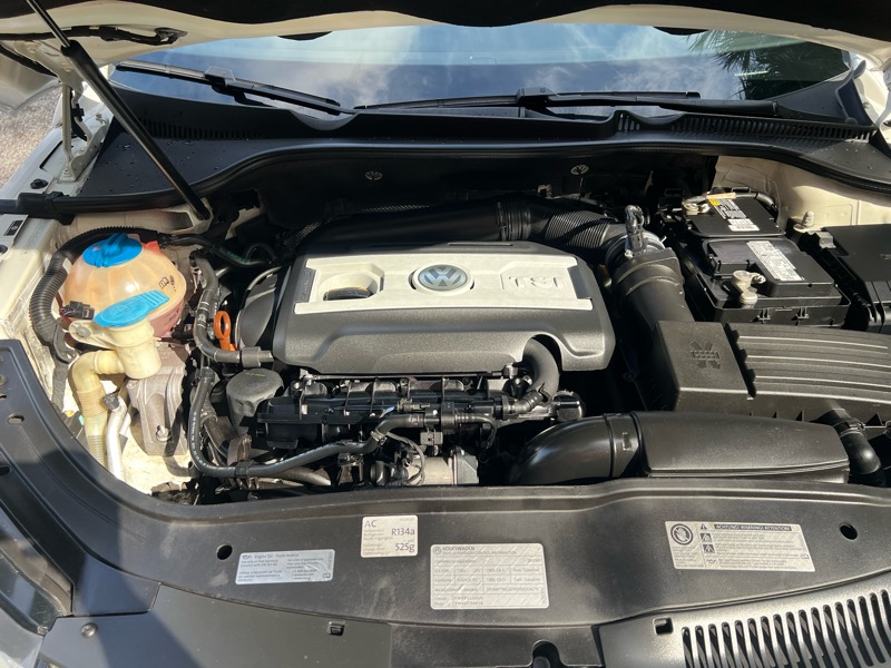 Volkswagen Eos Lux 2012