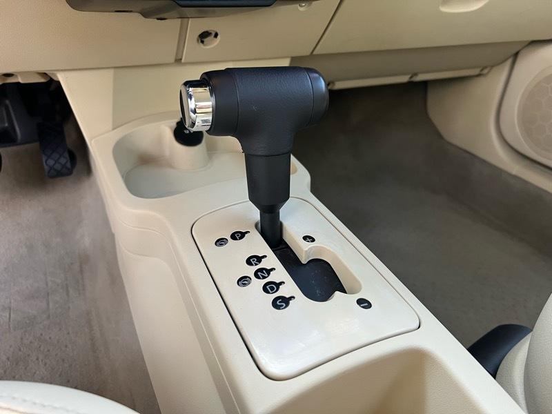 Volkswagen New Beetle S 2009