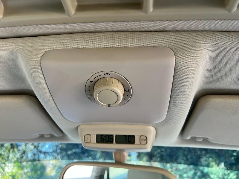 Volkswagen New Beetle S 2009