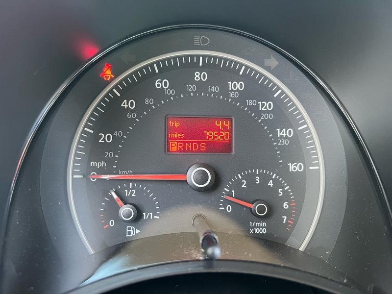 Volkswagen New Beetle S 2009