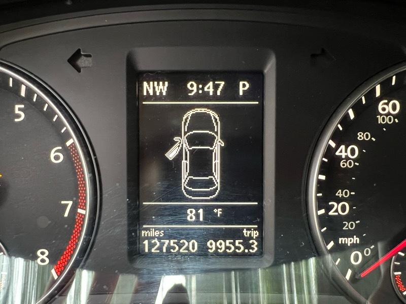 Volkswagen Passat 2.5L SE AT 2012