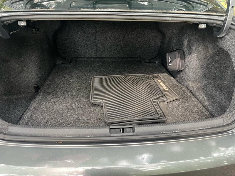 Volkswagen Passat 2.5L SE AT 2012