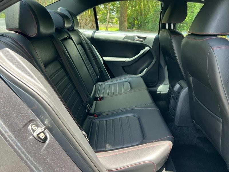 Volkswagen Jetta 2.0T GLI 2013