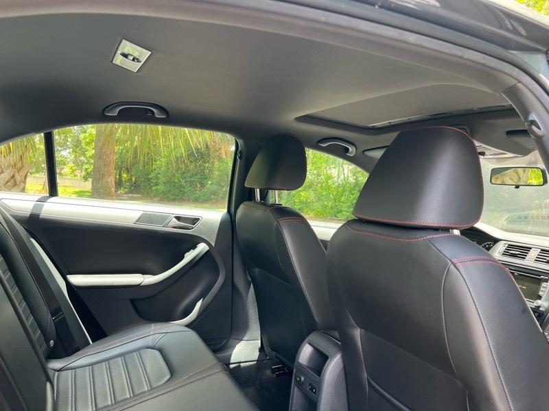 Volkswagen Jetta 2.0T GLI 2013