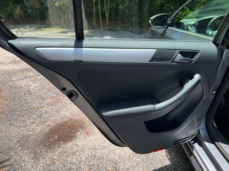 Volkswagen Jetta 2.0T GLI 2013