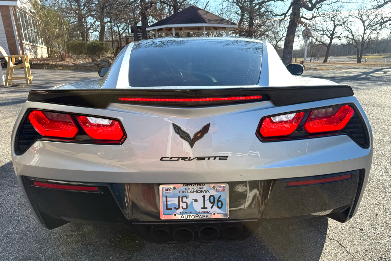 Chevrolet Corvette 2LT Coupe Automatic 2016