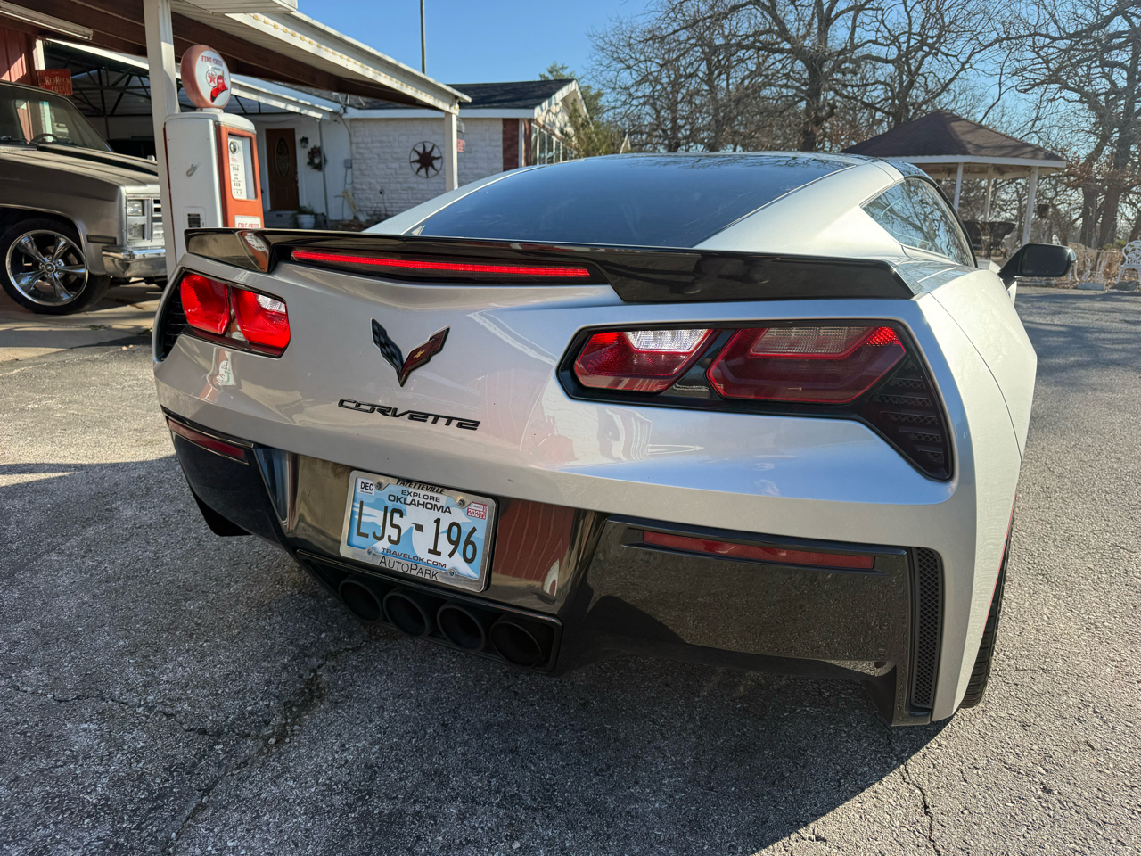Chevrolet Corvette 2LT Coupe Automatic 2016