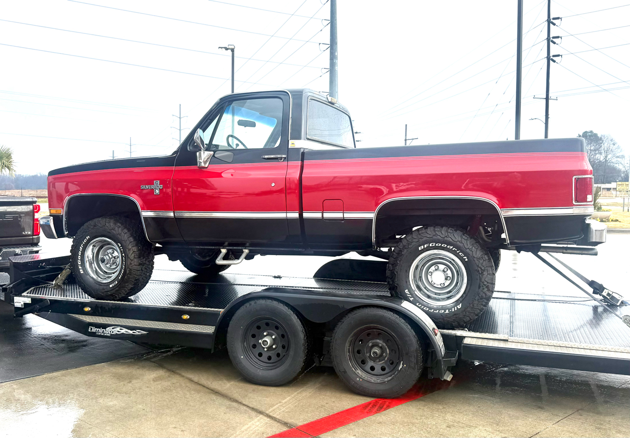 Chevrolet C/K 10 Regular Cab 4WD 1985