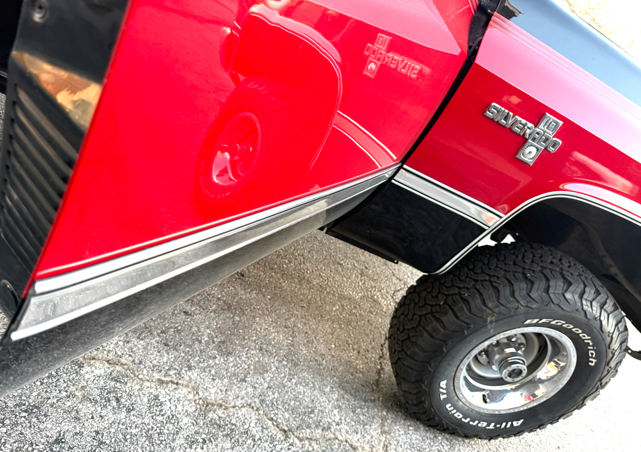 Chevrolet C/K 10 Regular Cab 4WD 1985