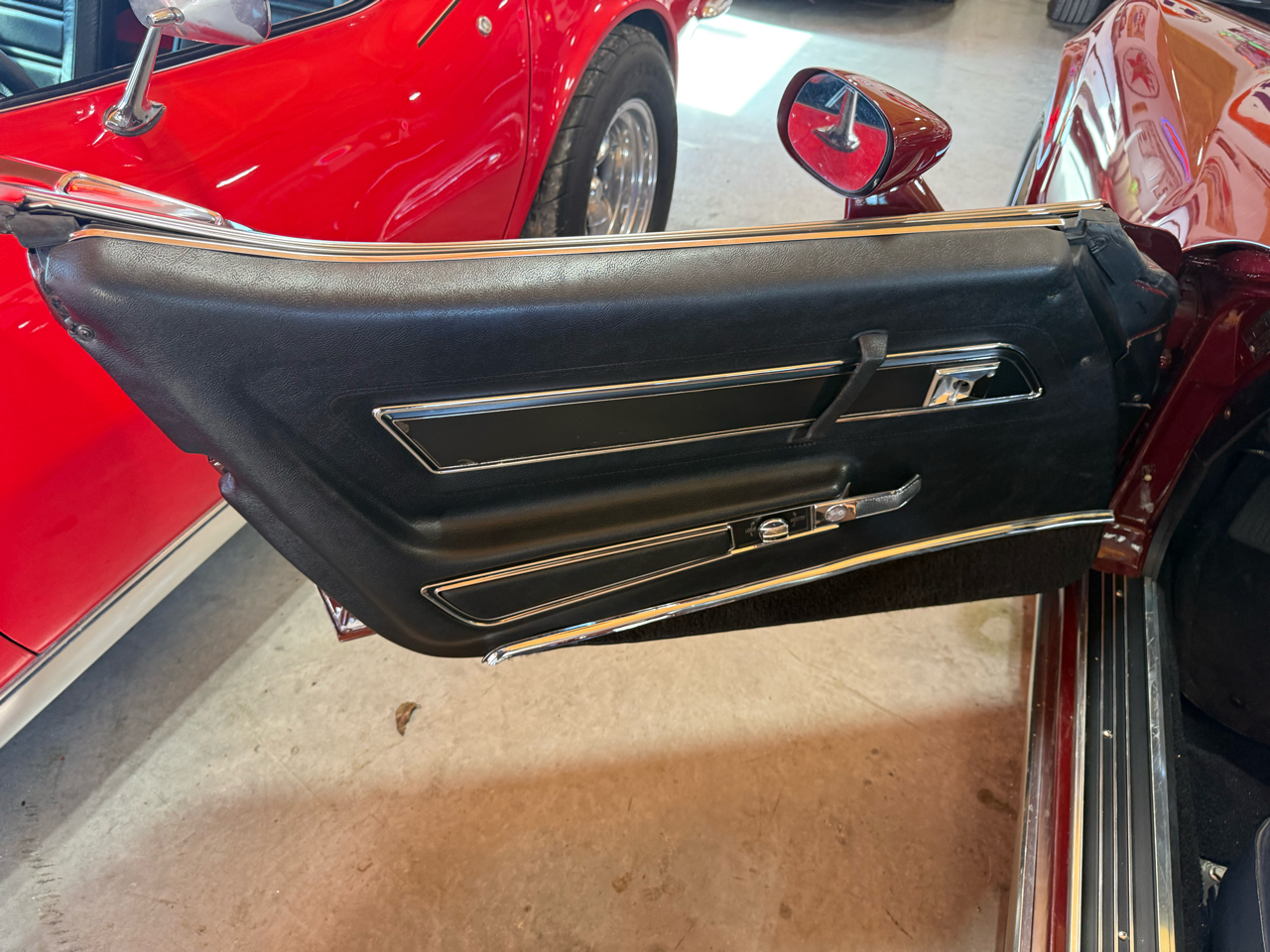 Chevrolet Corvette Stingray 1LT Coupe Automatic 1977