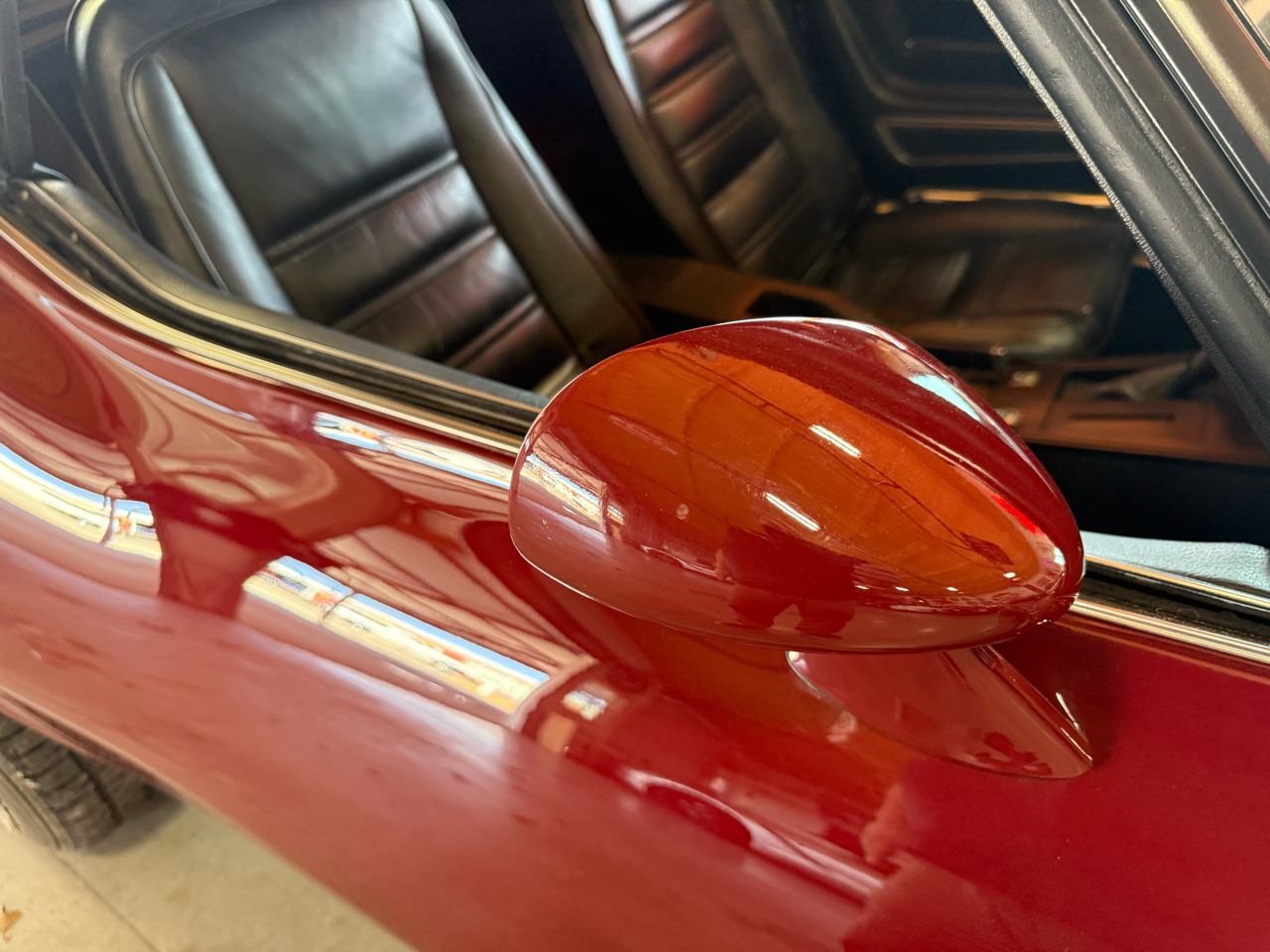 Chevrolet Corvette Stingray 1LT Coupe Automatic 1977