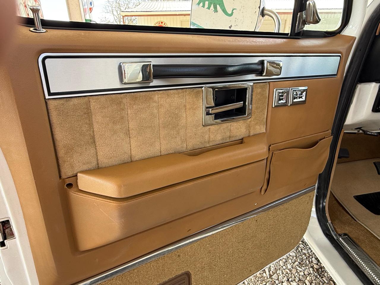 Chevrolet V10 Blazer 4WD 1987