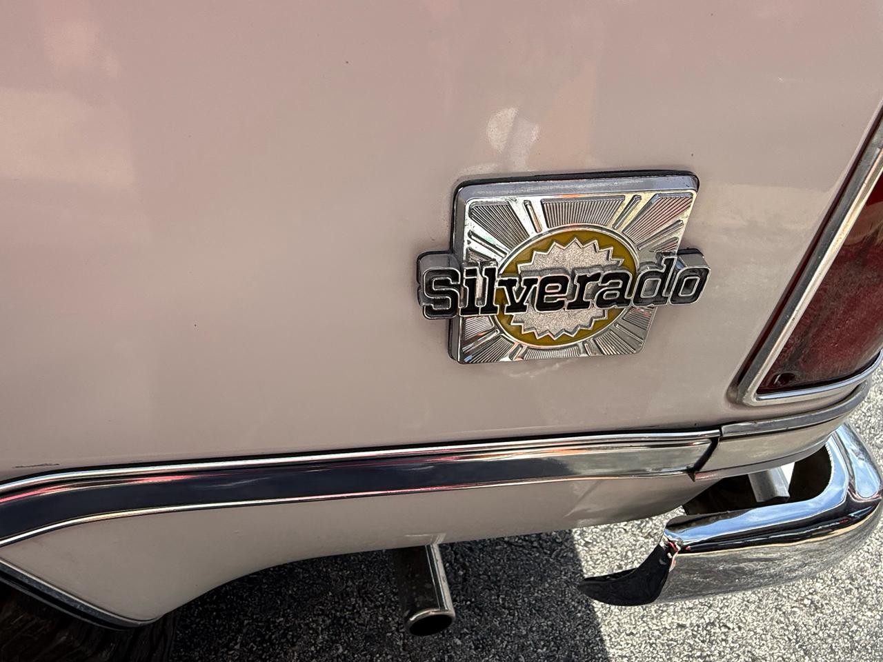 Chevrolet V10 Blazer 4WD 1987