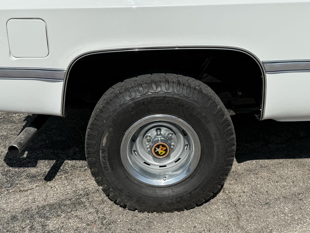 Chevrolet V10 Blazer 4WD 1987