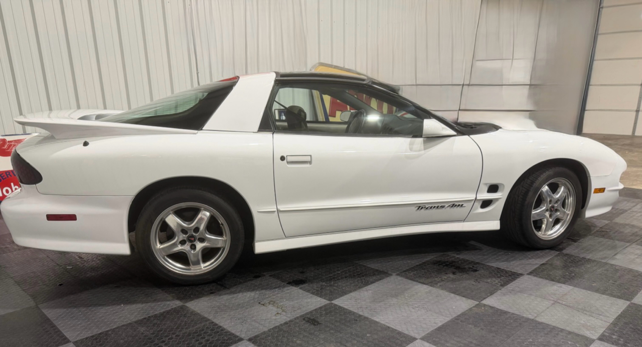 Pontiac Trans Am Coupe 2001