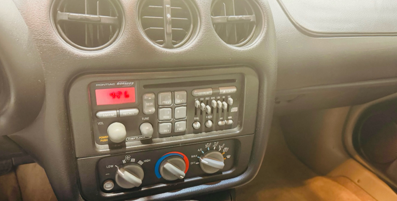 Pontiac Trans Am Coupe 2001