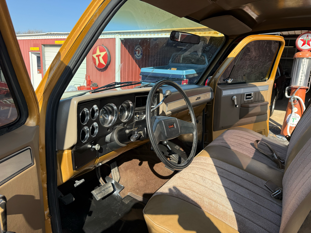 GMC C/K 1500 Regular Cab 4WD 1984