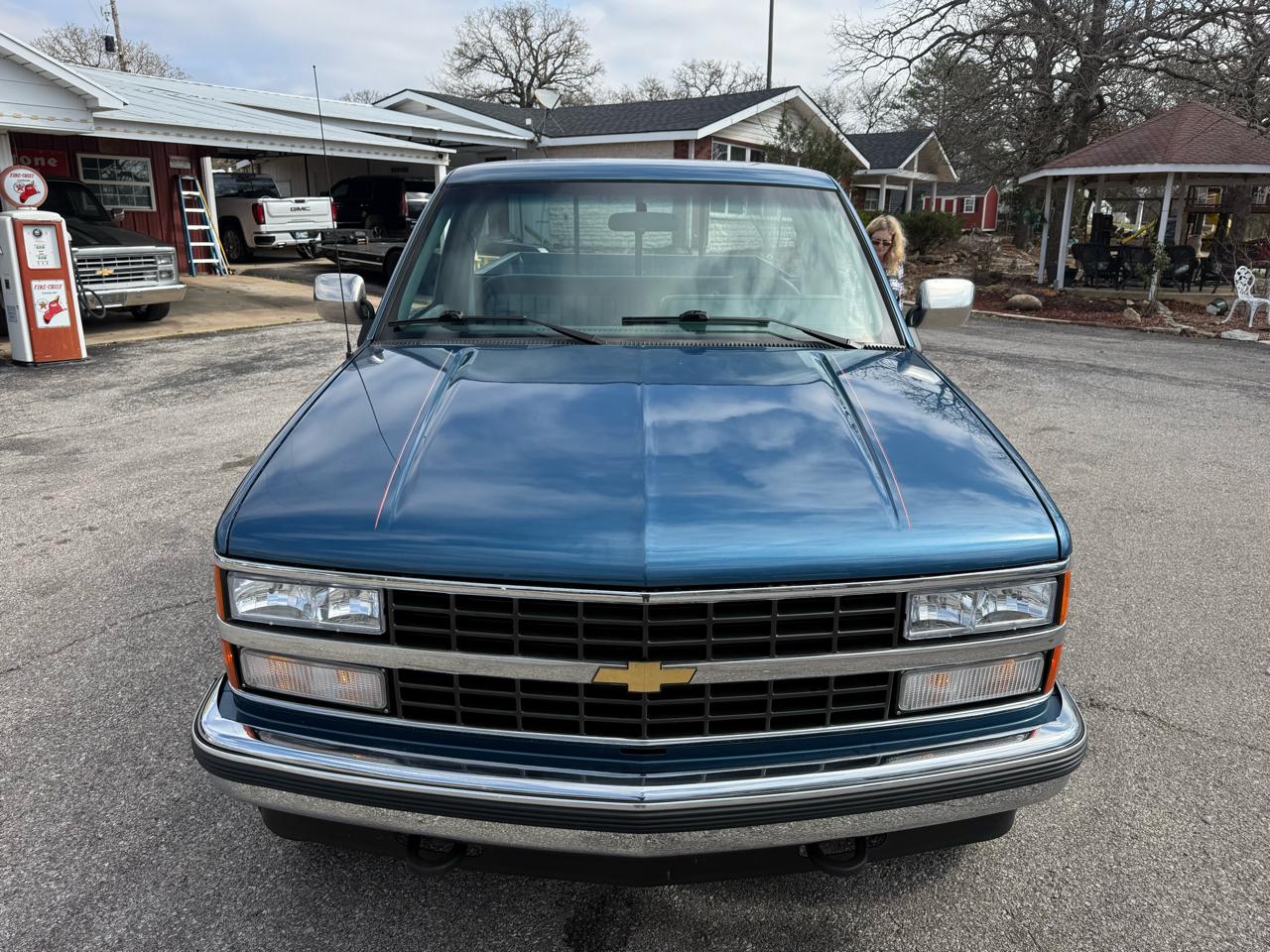 Chevrolet C/K 1500 Reg. Cab 8-ft. Bed 4WD 1990