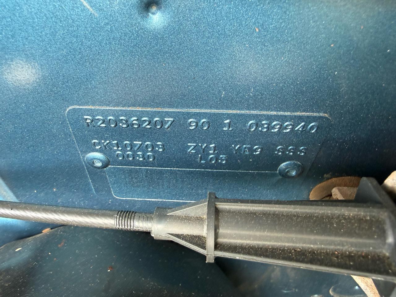 Chevrolet C/K 1500 Reg. Cab 8-ft. Bed 4WD 1990