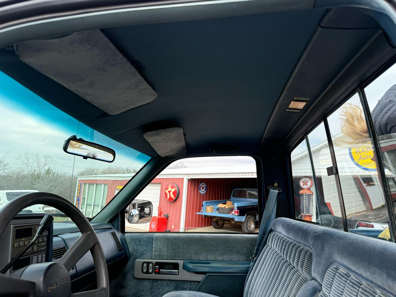 Chevrolet C/K 1500 Reg. Cab 8-ft. Bed 4WD 1990