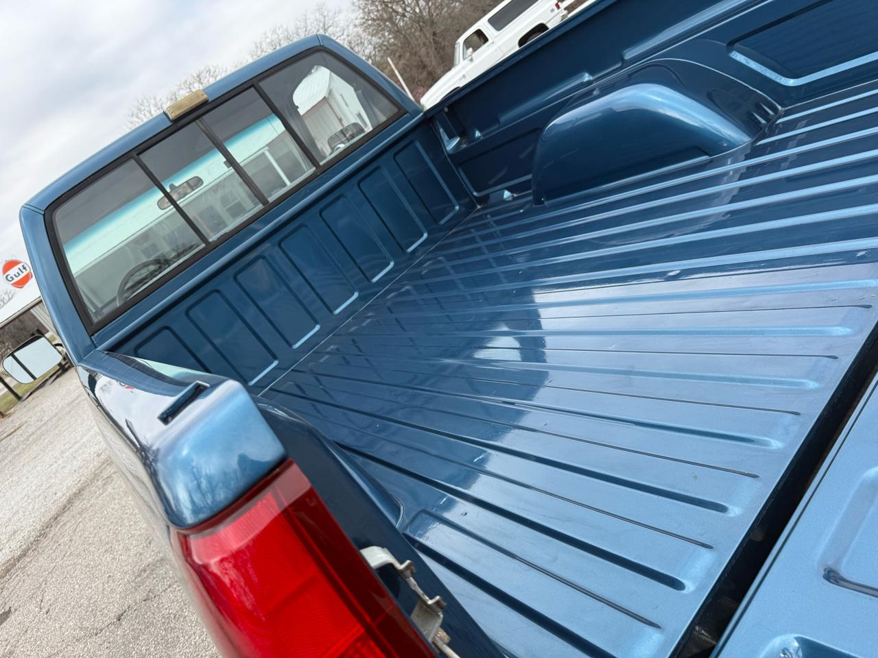 Chevrolet C/K 1500 Reg. Cab 8-ft. Bed 4WD 1990