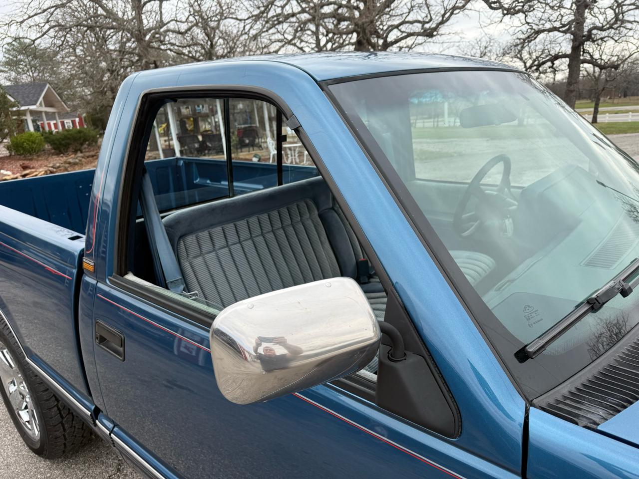 Chevrolet C/K 1500 Reg. Cab 8-ft. Bed 4WD 1990