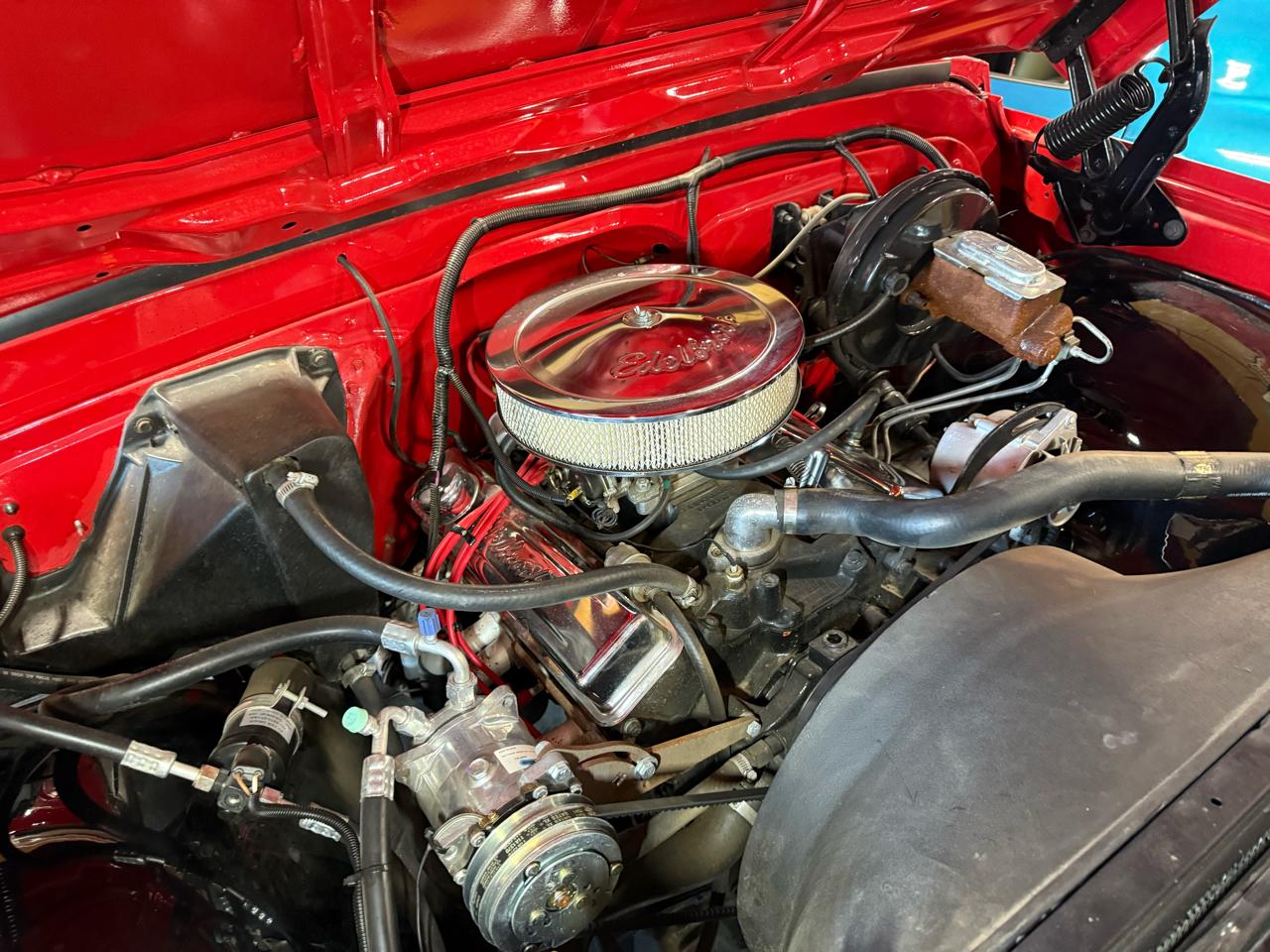 GMC 1/2 Ton Pickups R10/15 Stepside 117.5" WB 1970