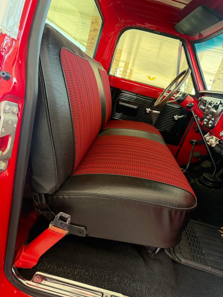 GMC 1/2 Ton Pickups R10/15 Stepside 117.5" WB 1970