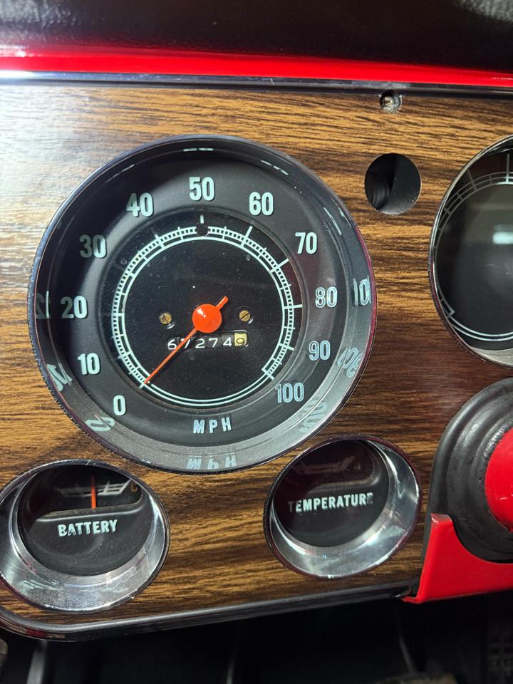 GMC 1/2 Ton Pickups R10/15 Stepside 117.5" WB 1970