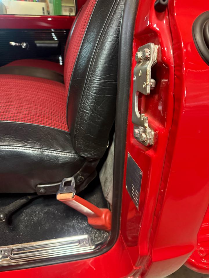 GMC 1/2 Ton Pickups R10/15 Stepside 117.5" WB 1970