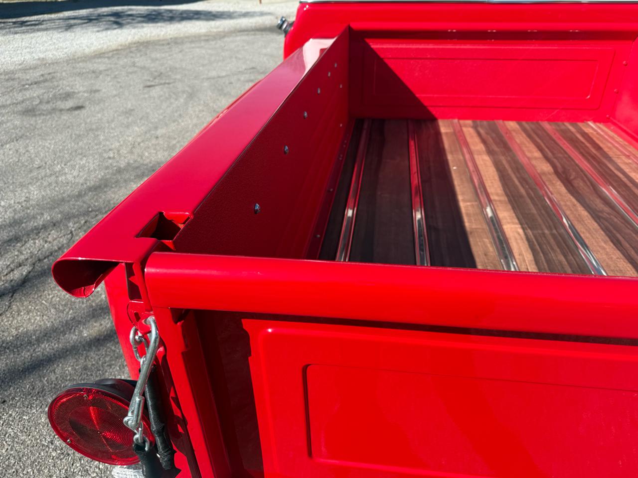 GMC 1/2 Ton Pickups R10/15 Stepside 117.5" WB 1970