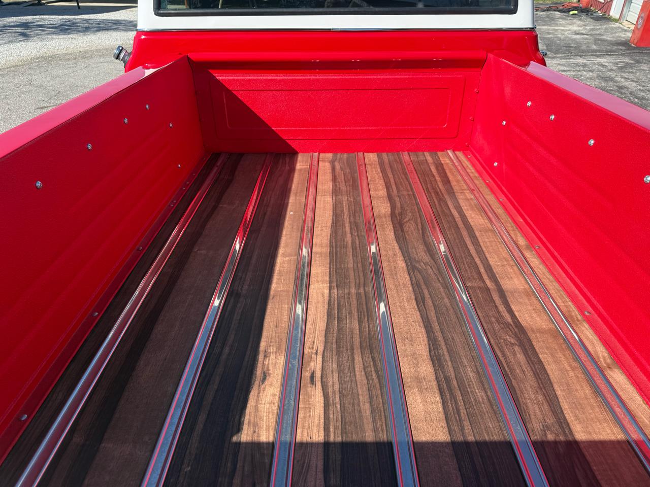 GMC 1/2 Ton Pickups R10/15 Stepside 117.5" WB 1970