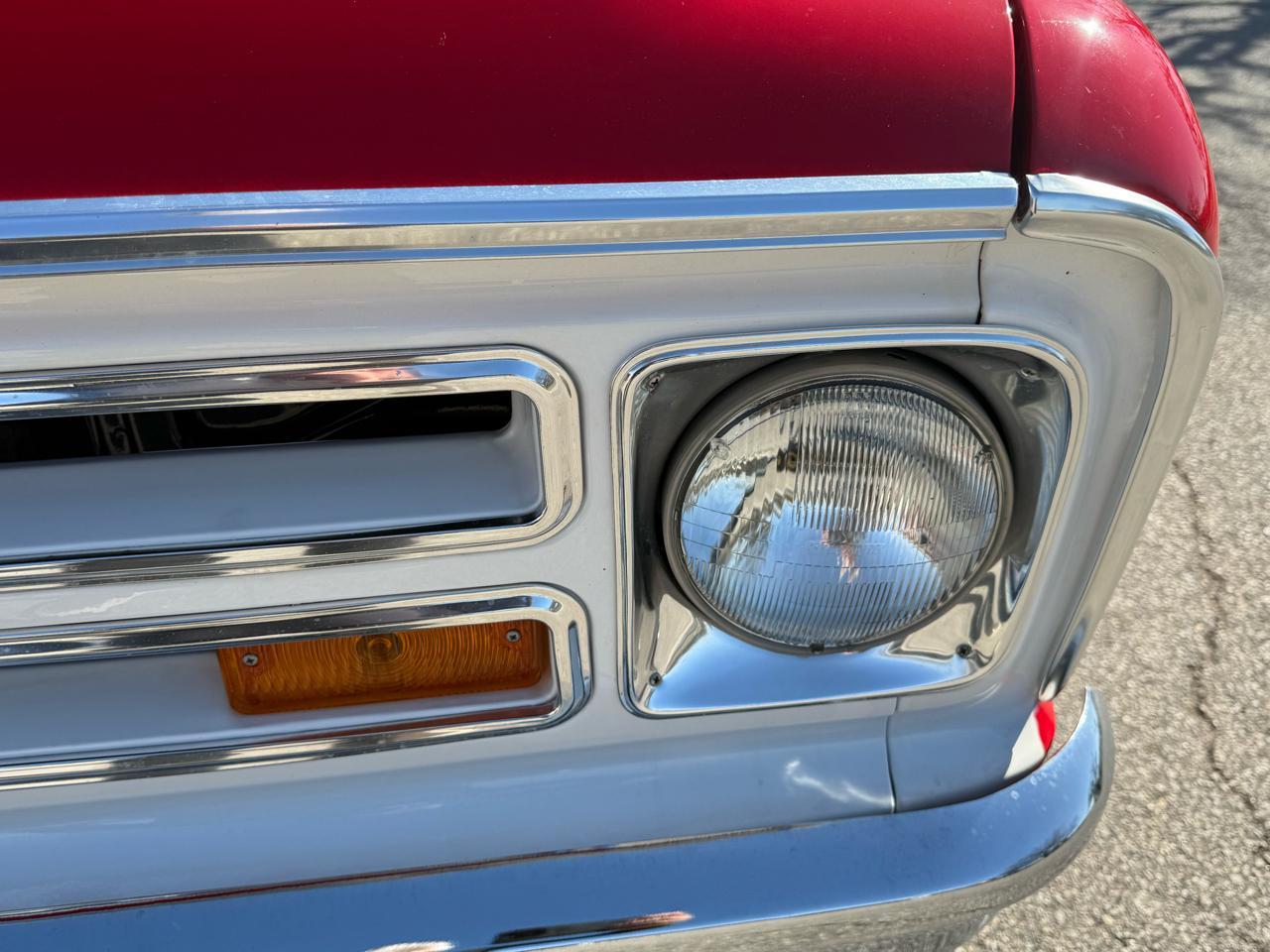 GMC 1/2 Ton Pickups R10/15 Stepside 117.5" WB 1970