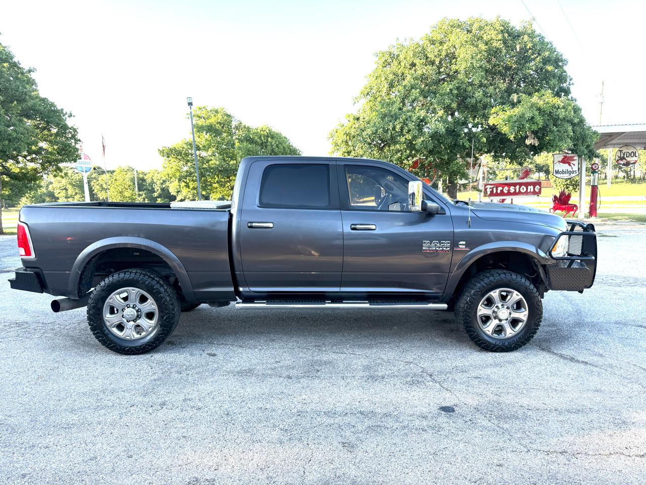 RAM 2500 Laramie Crew Cab SWB 4WD 2014