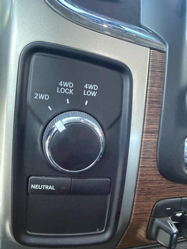 RAM 2500 Laramie Crew Cab SWB 4WD 2014