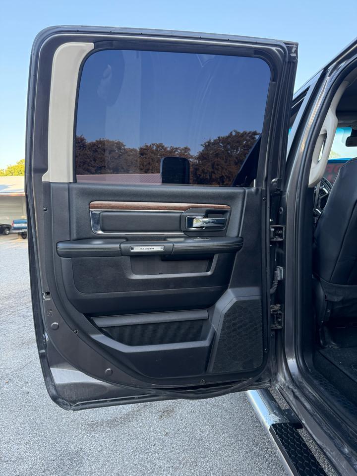 RAM 2500 Laramie Crew Cab SWB 4WD 2014