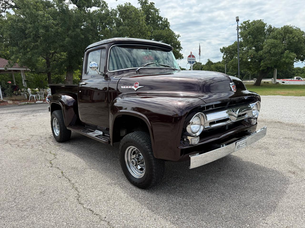 Ford F-100 Custom 1956