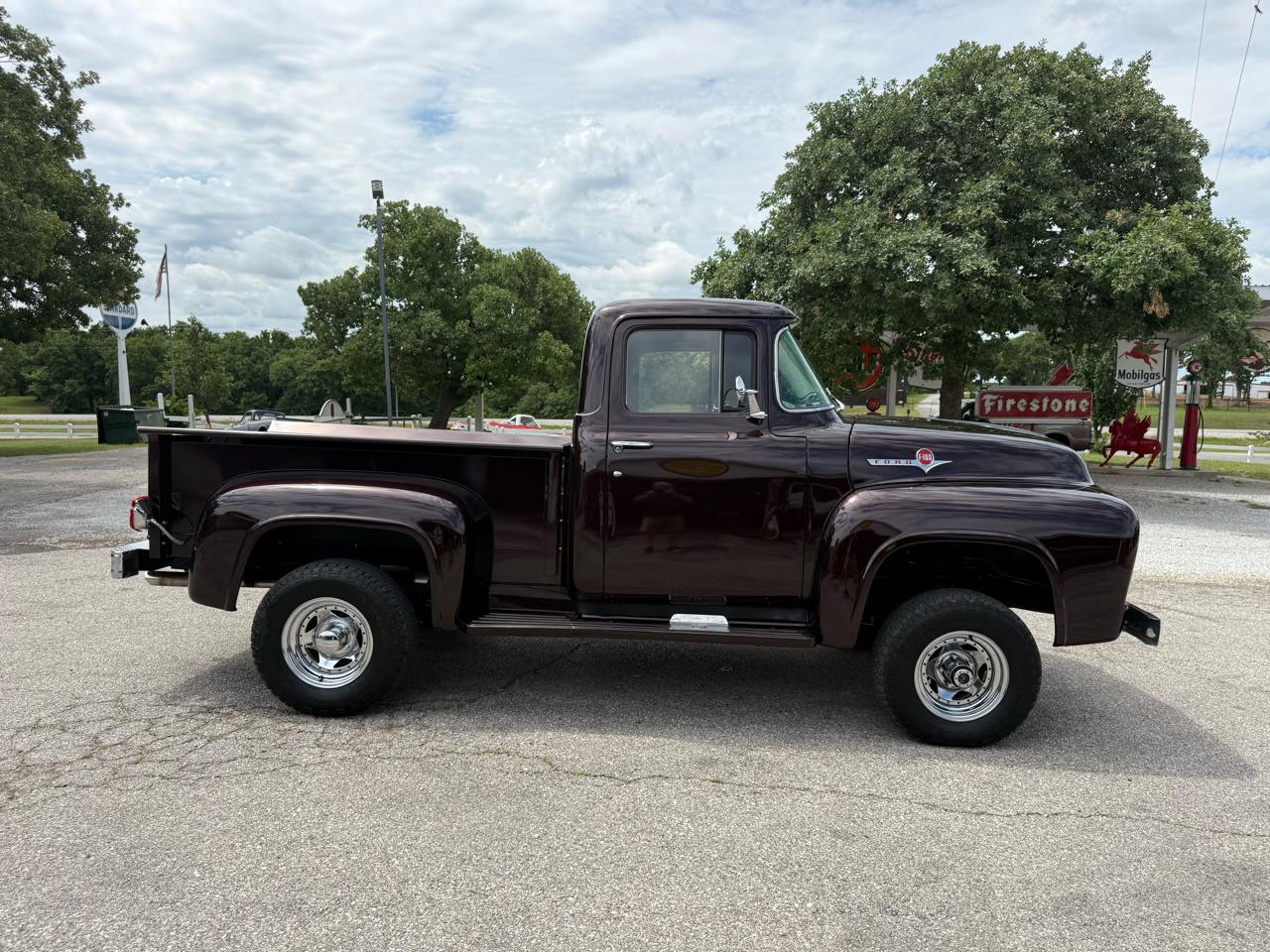 Ford F-100 Custom 1956